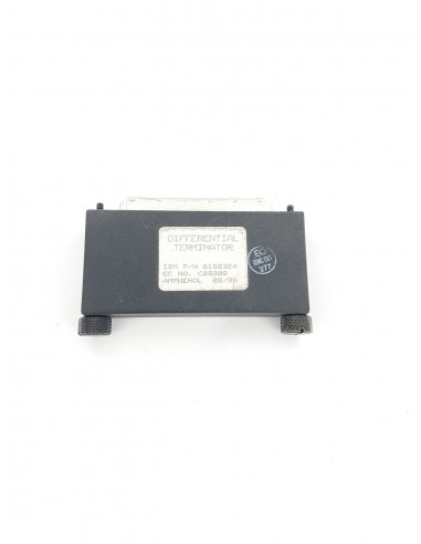 IBM 61G8324 68pin SCSI HVD...